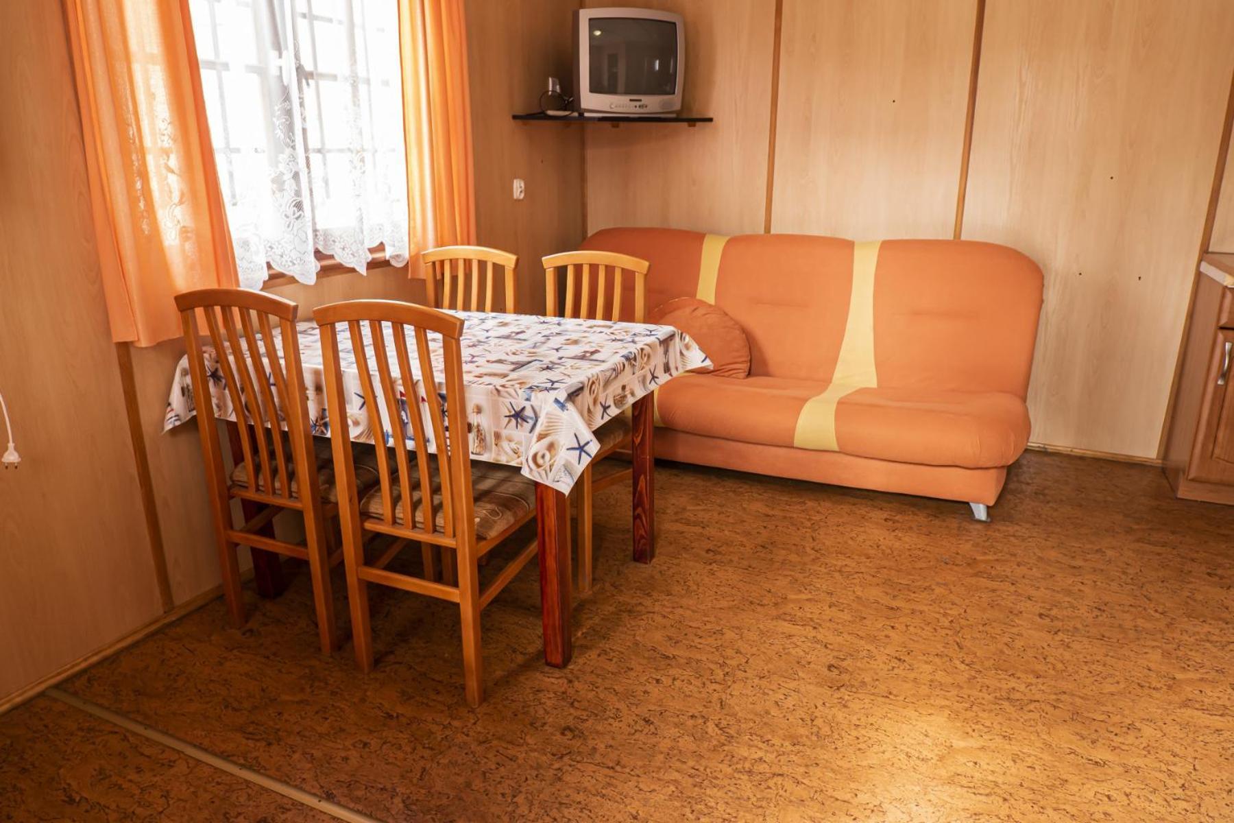 Hotel Osrodek Madamaku à Sianożęty Extérieur photo